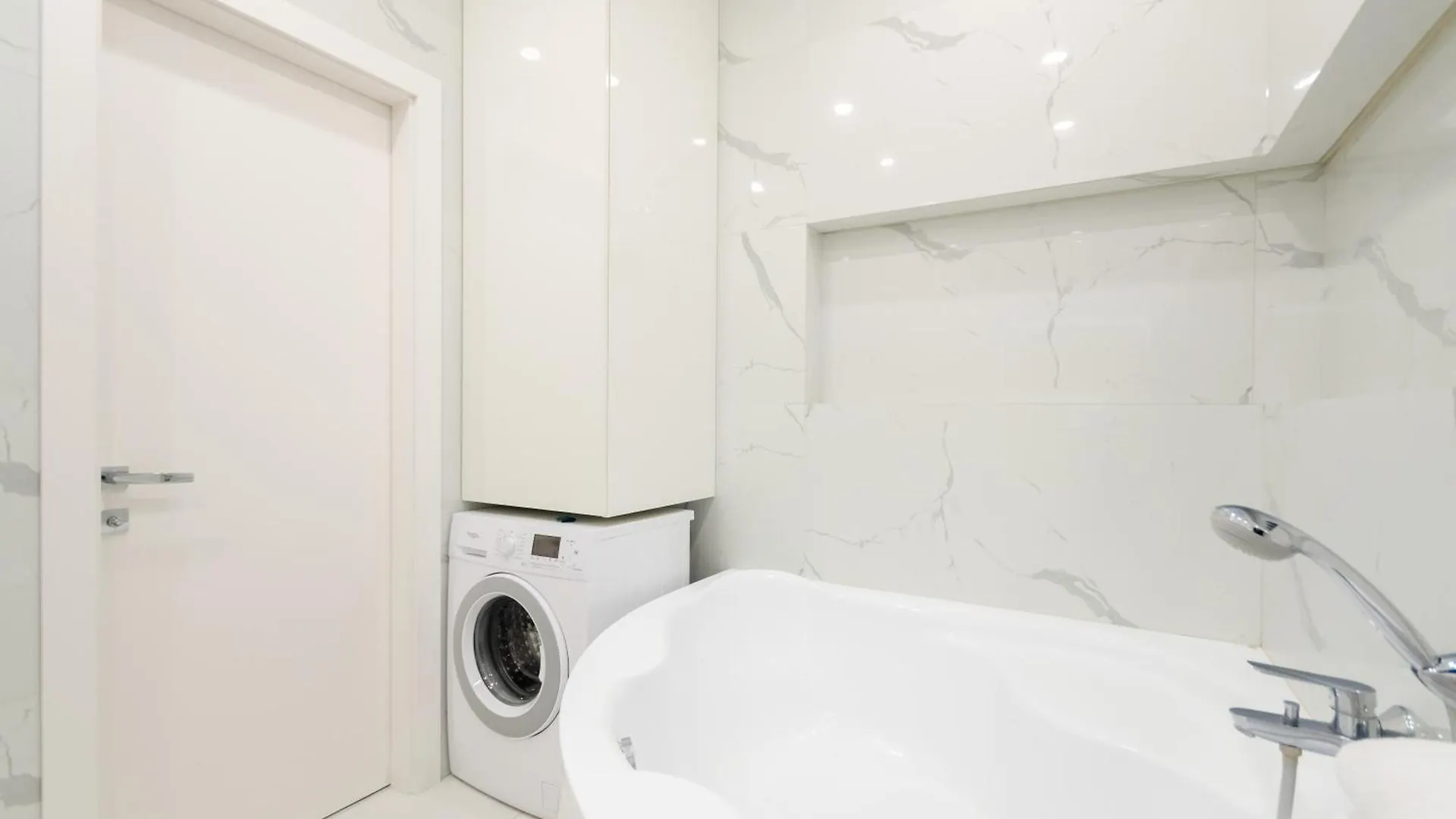 Petrovdom Apartments 19-267 In Rc Central Park, 7 John Mccain Street Kijów Ukraina