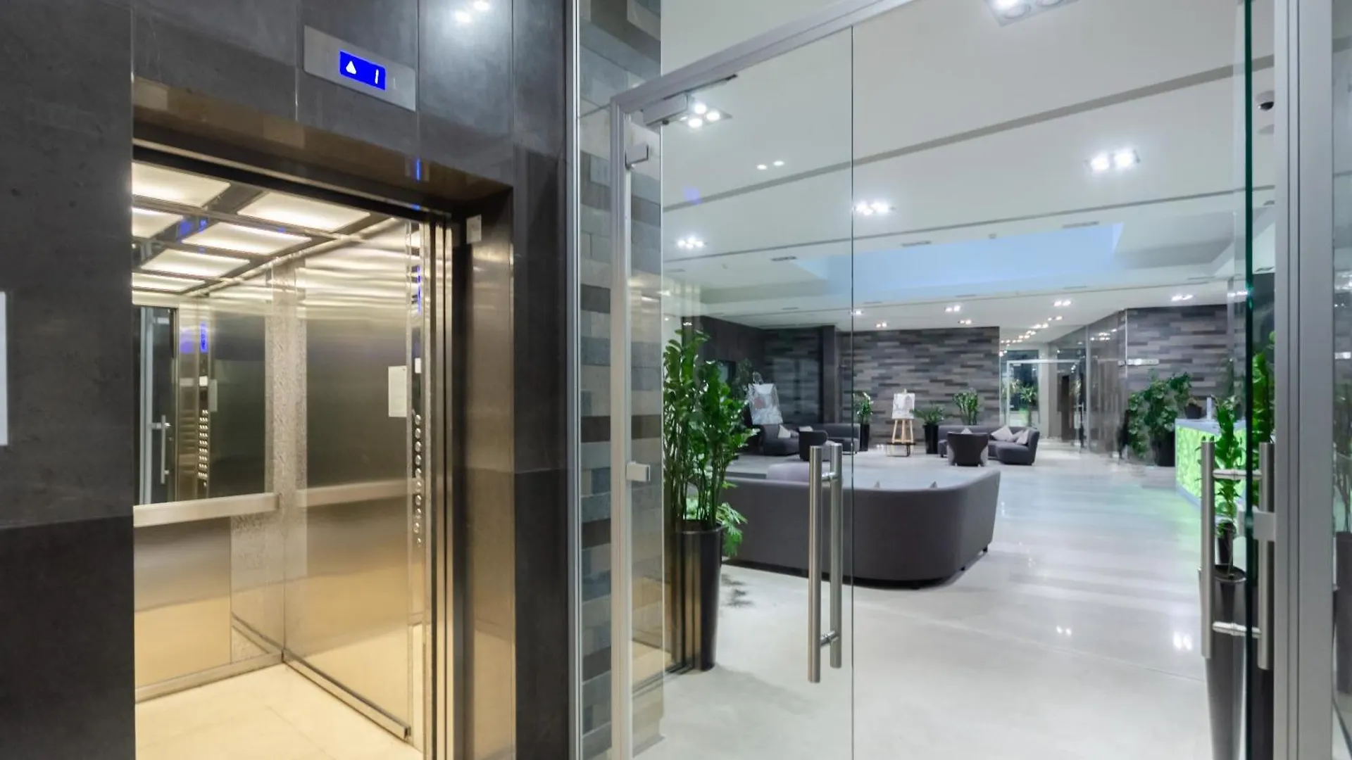 Petrovdom Apartments 19-267 In Rc Central Park, 7 John Mccain Street Kijów