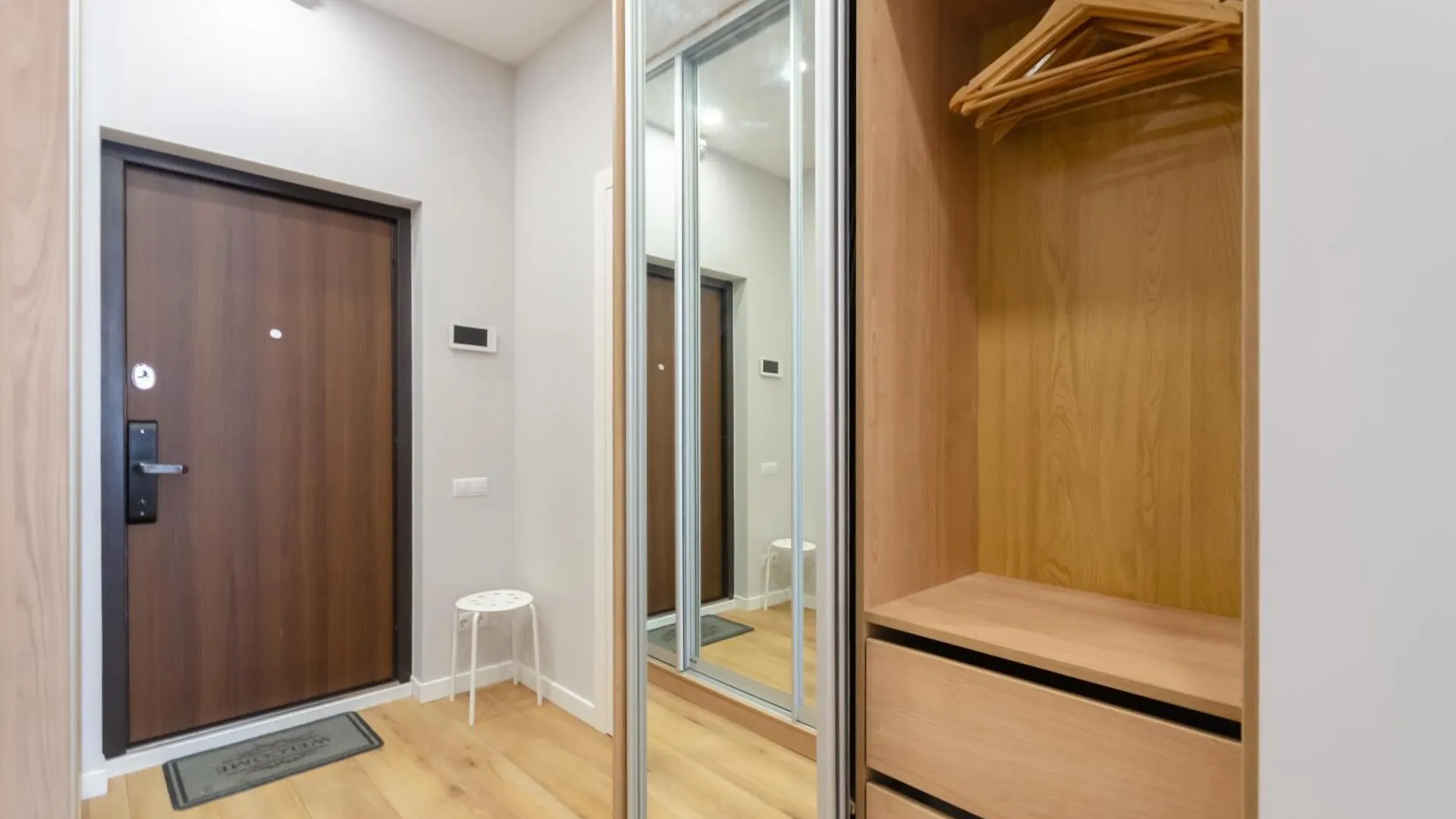 Petrovdom Apartments 19-267 In Rc Central Park, 7 John Mccain Street Kijev 0*,  Ukrajna